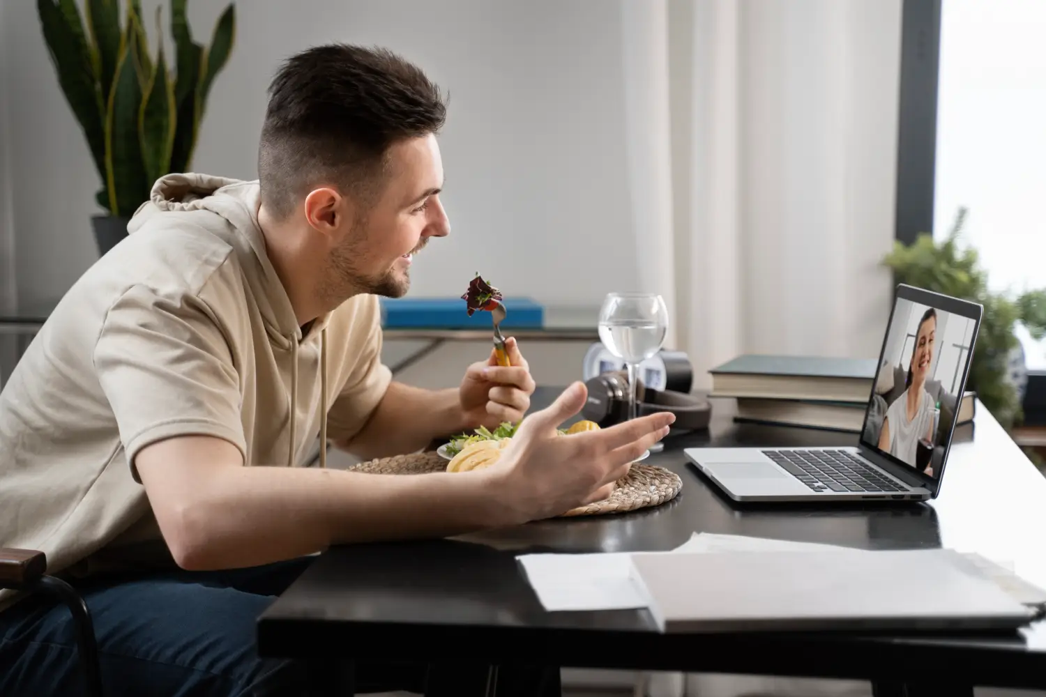 Creating Significant Online Conversation